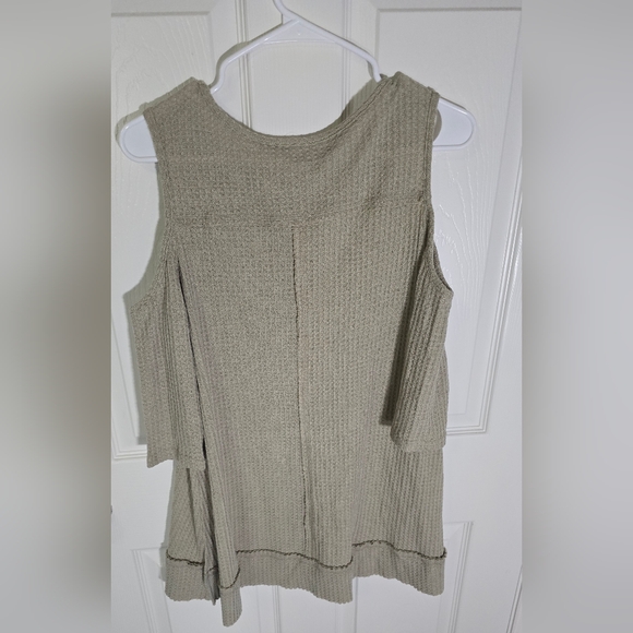 Mittoshop Womens Cold Shoulder Waffle Knit Blouse Small - Picture 8 of 9